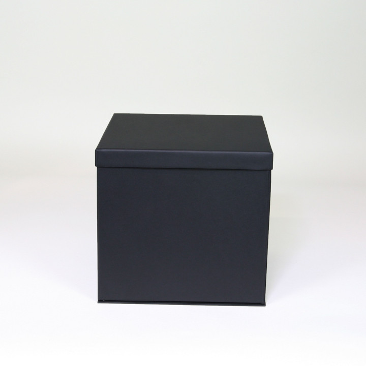 Flowerbox - Boite avec couvercle et fond dur